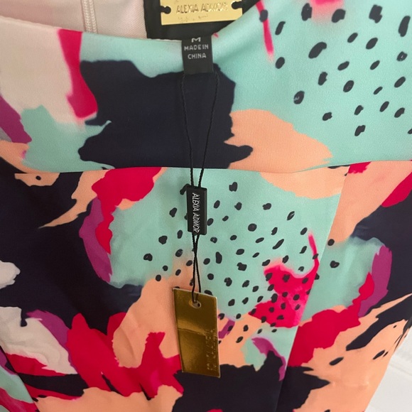 NWT Alexia Admor Scuba MIDI Dress- Abstract Multi- Size Medium - Picture 5 of 6